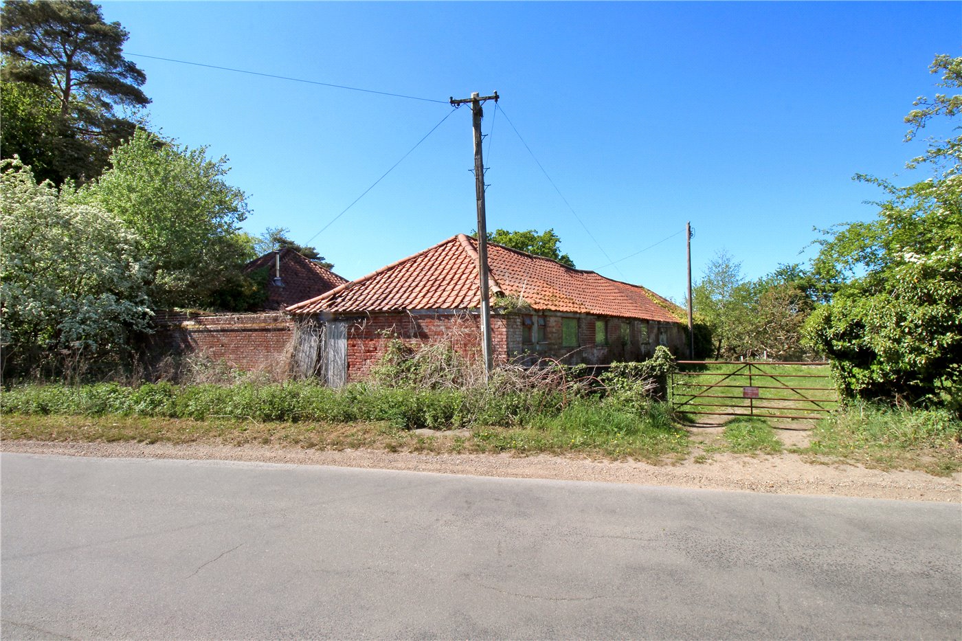 Barns With Planning